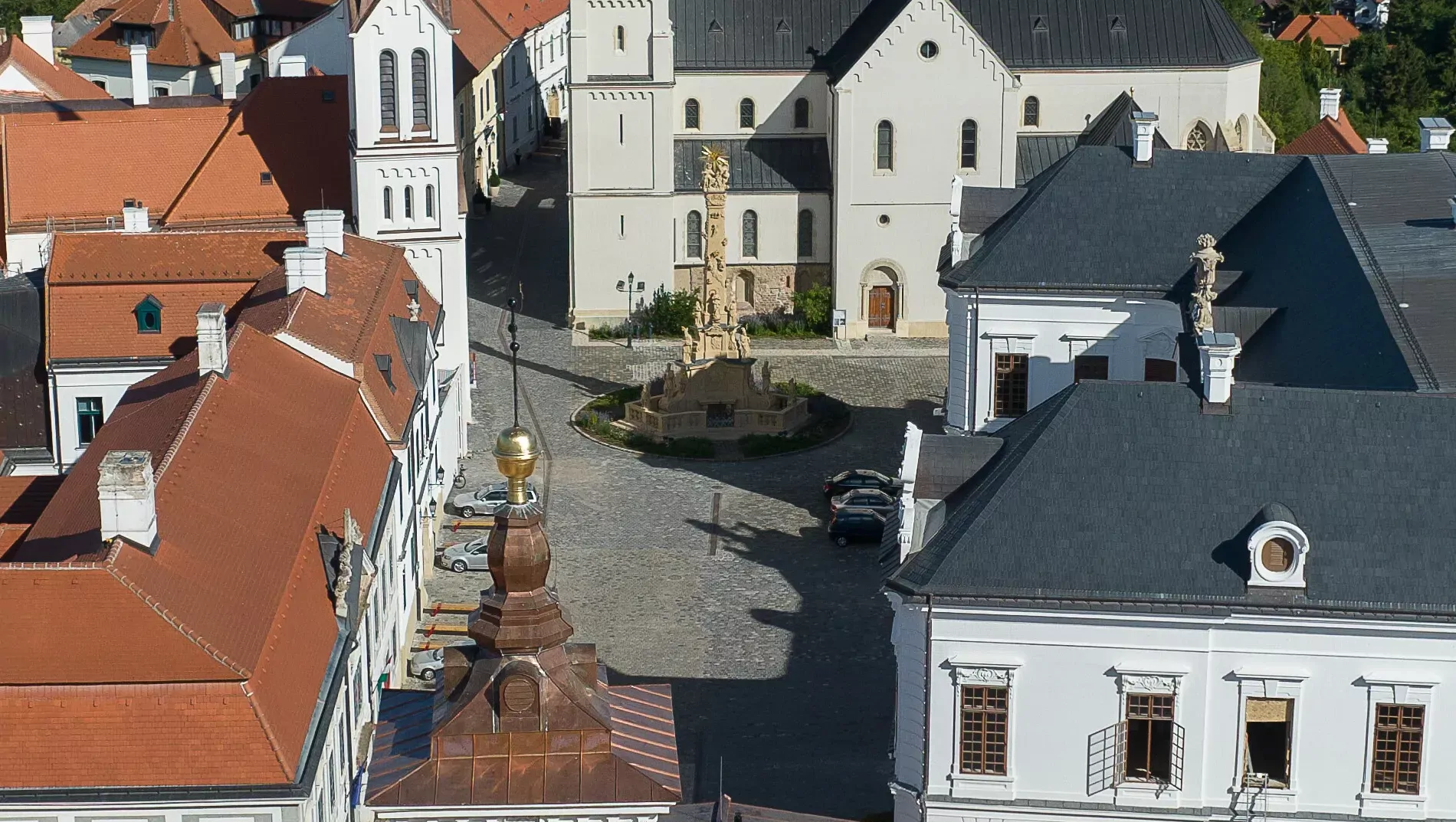 A második ütembe lépett a veszprémi várnegyed felújítása 